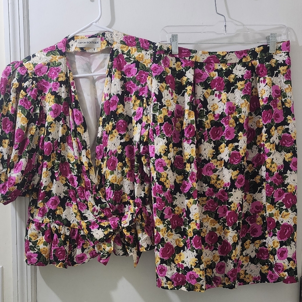Vintage Nipon Boutique Floral Women's Skirt Set, Size 12, Silk.‎